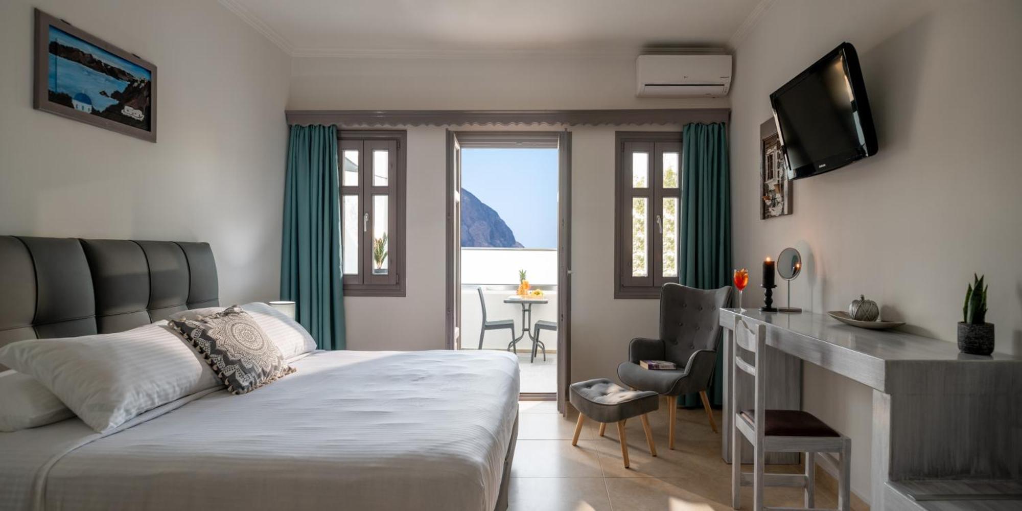Smaragdi Hotel Perivolos  Ngoại thất bức ảnh