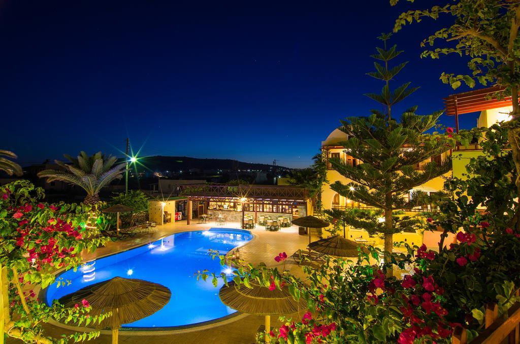 Smaragdi Hotel Perivolos  Ngoại thất bức ảnh