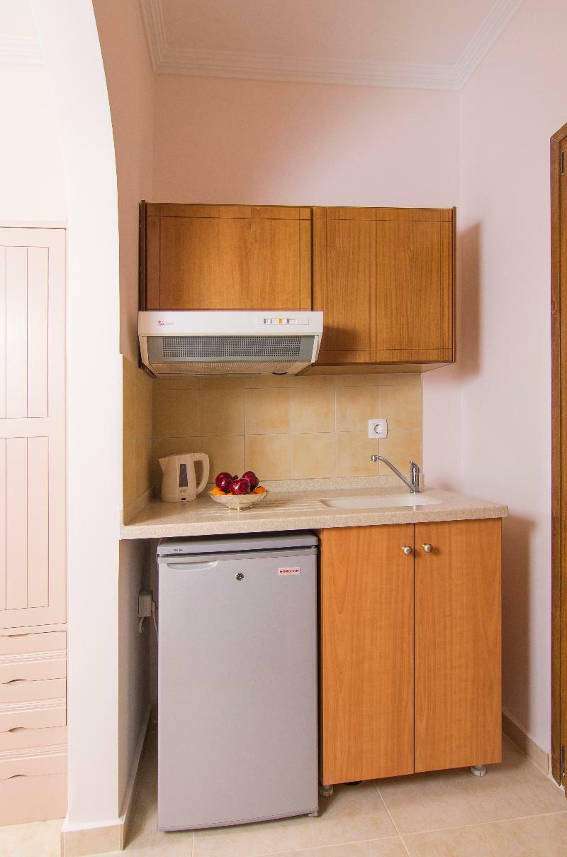 Smaragdi Hotel Perivolos  Ngoại thất bức ảnh